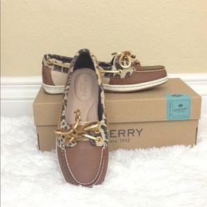 New ! The Sperry Top-Sider boat shoes with box